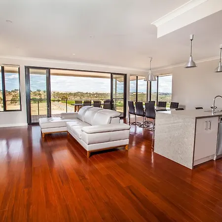 Neagles Retreat Villas Clare Room photo