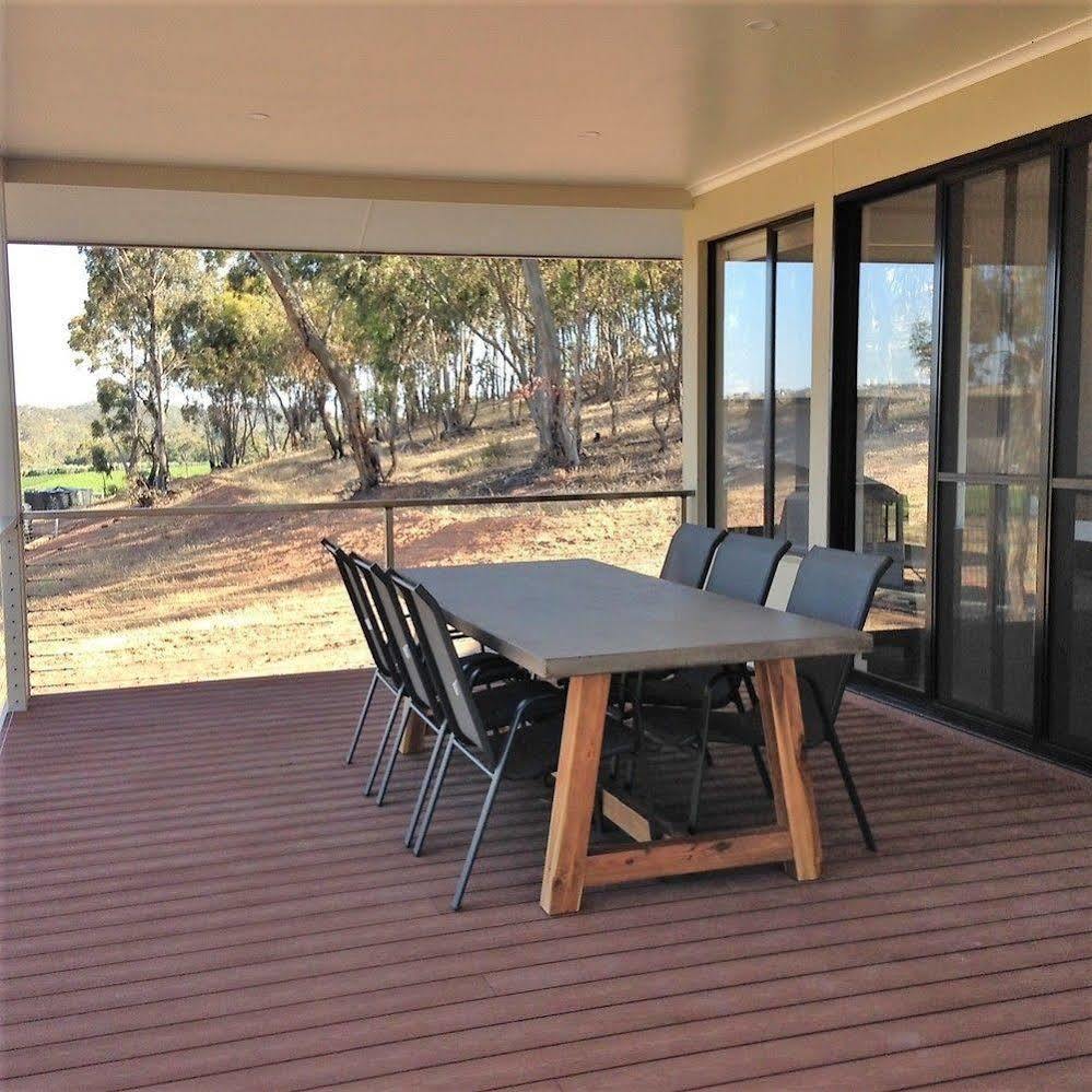 Neagles Retreat Lodge Clare